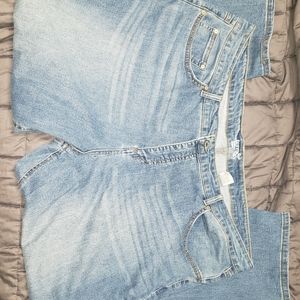 Sz 24 Pettie jeans
